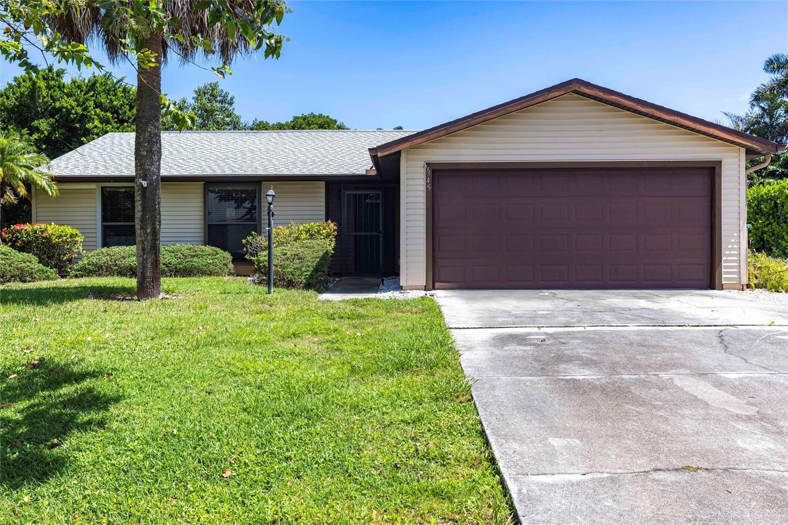 Photo of 2345 OUTRIGGER LANE NAPLES FL 34104