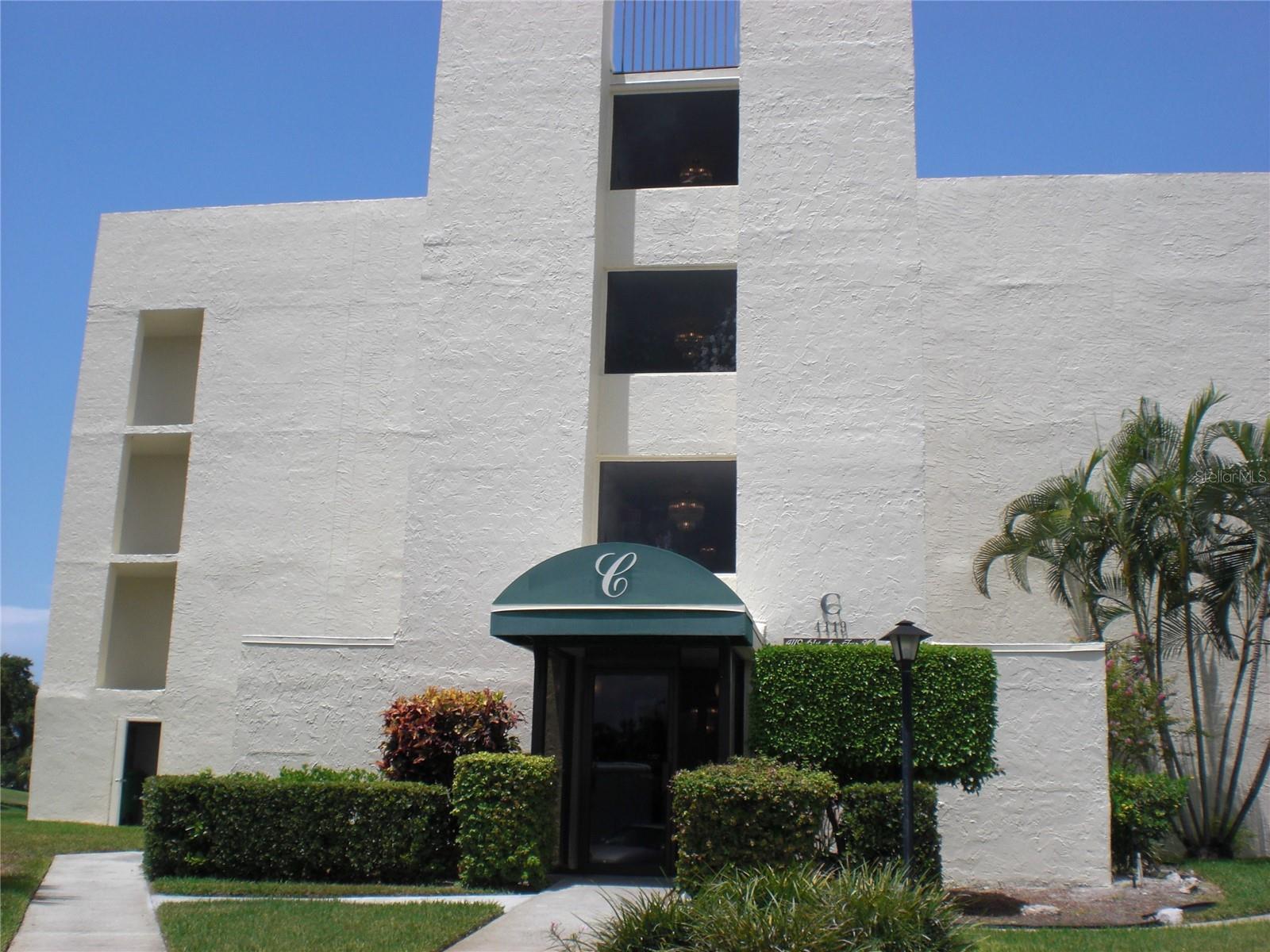 Photo of 4119 61ST AVENUE TERRACE #303 BRADENTON FL 34210