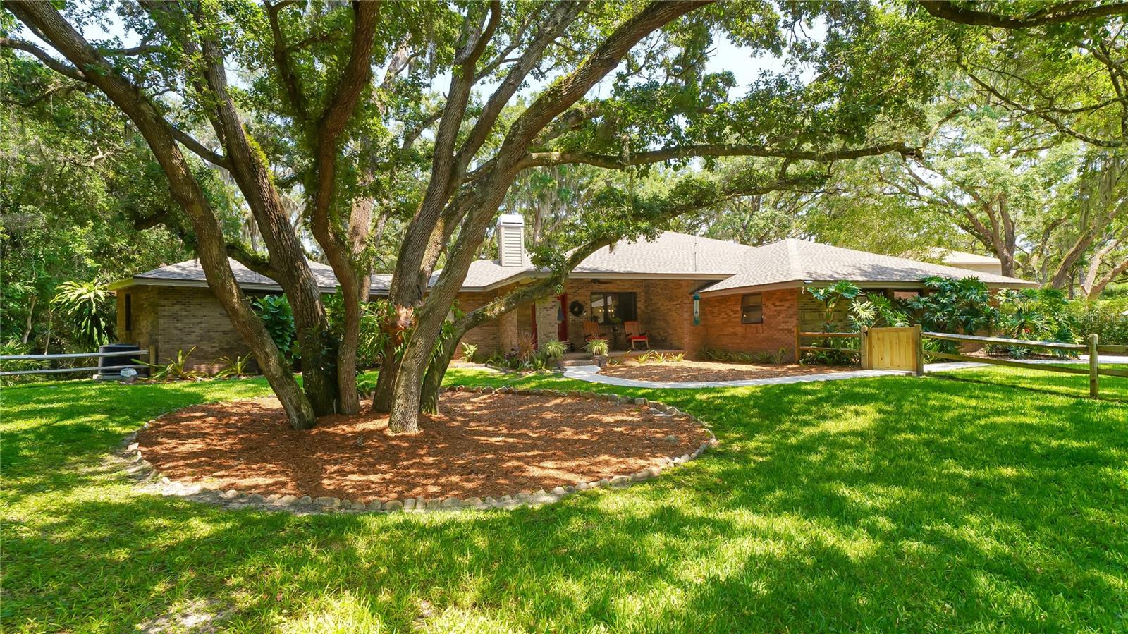 Photo of 4855 HOYER DRIVE SARASOTA FL 34241