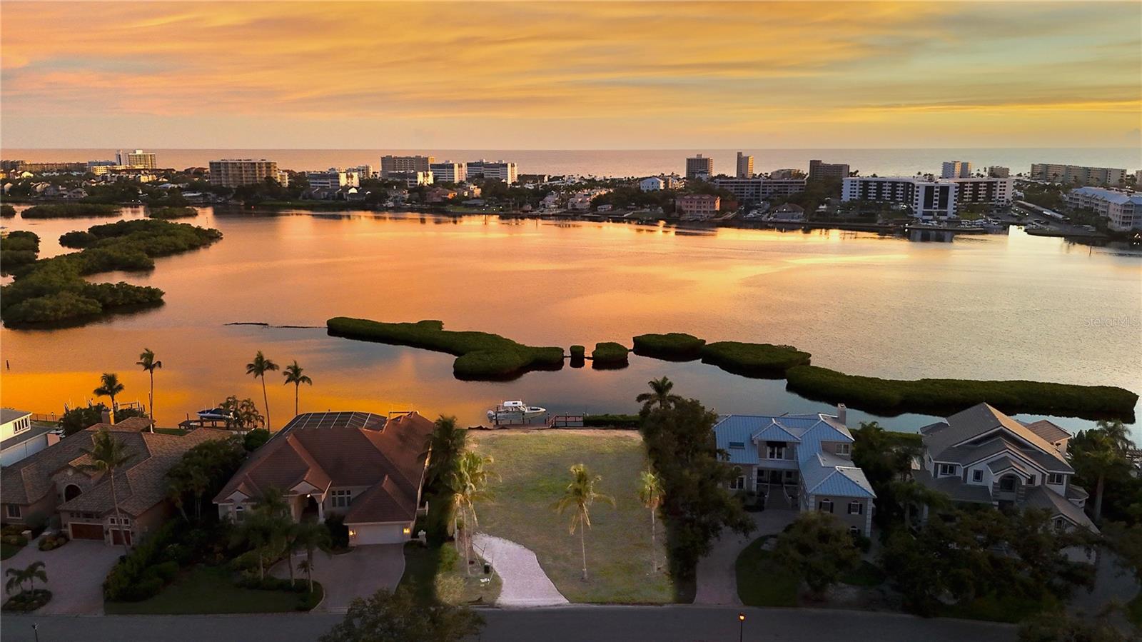 Photo of 5848 TIDEWOOD AVENUE SARASOTA FL 34231