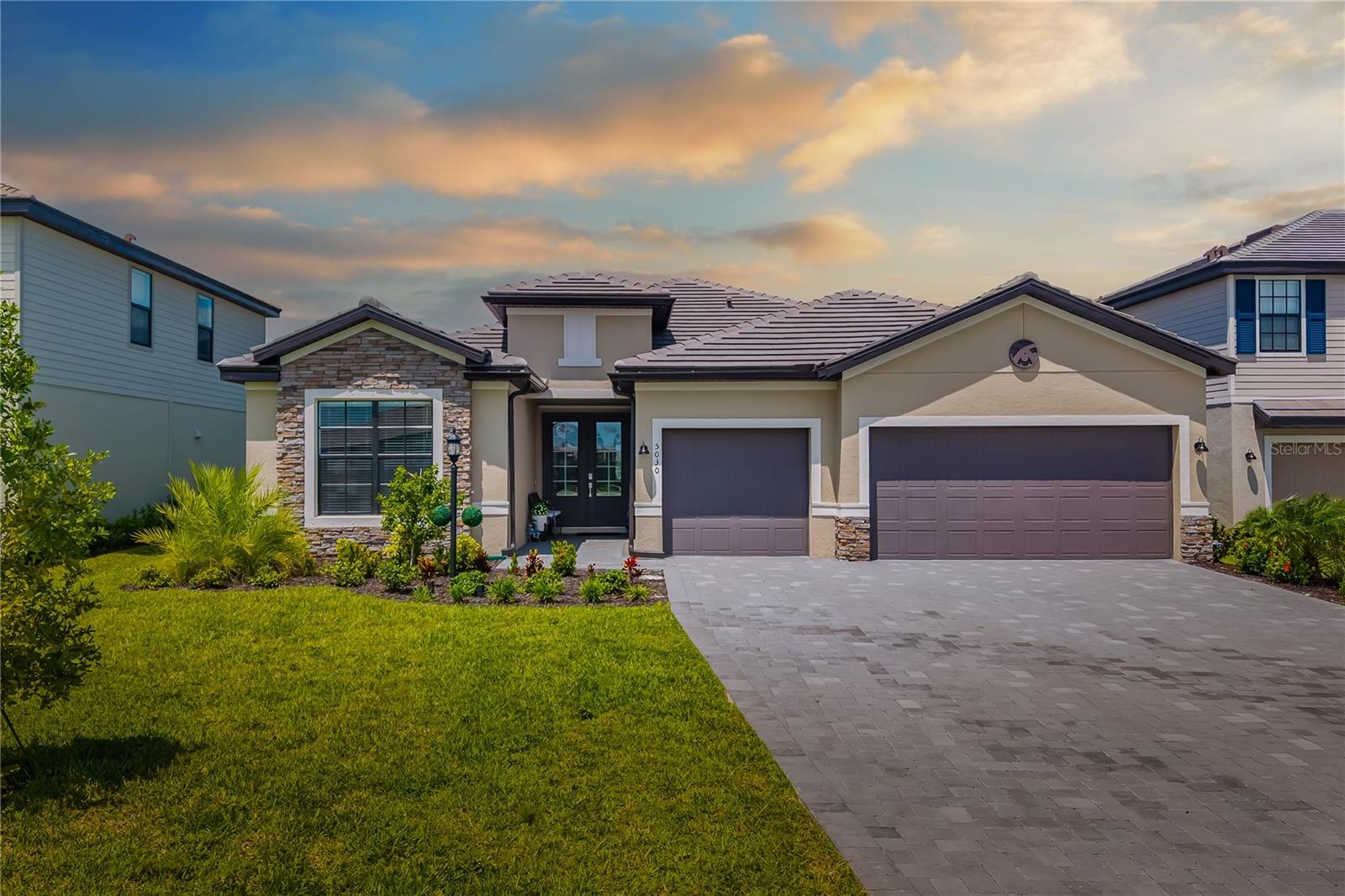 Photo of 5030 SARATOGA SPRINGS RUN BRADENTON FL 34211