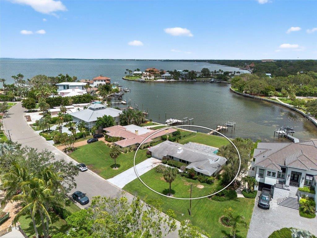 Photo of 377 S SHORE DRIVE SARASOTA FL 34234
