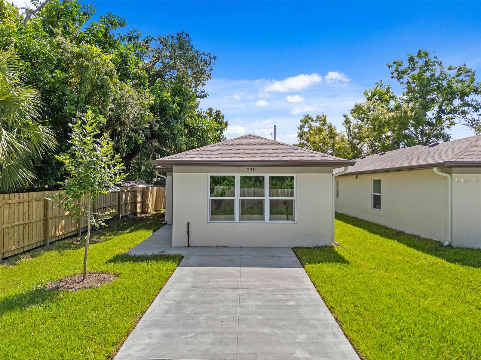 Photo of 3914 WALNUT AVENUE SARASOTA FL 34234