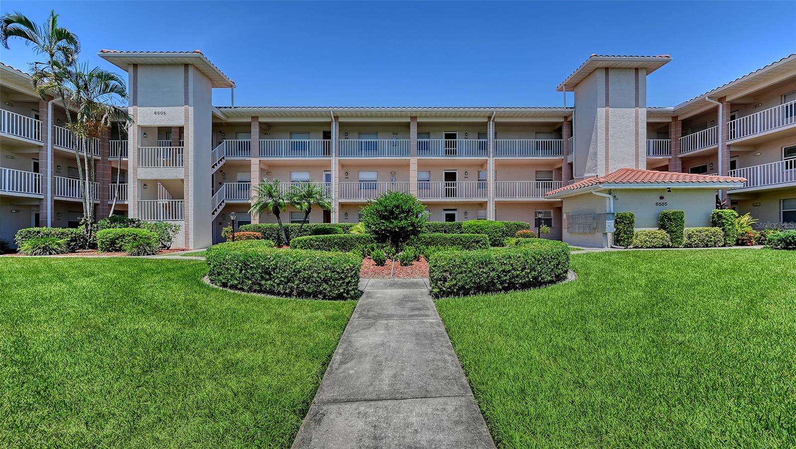 Photo of 6505 STONE RIVER ROAD #209 BRADENTON FL 34203