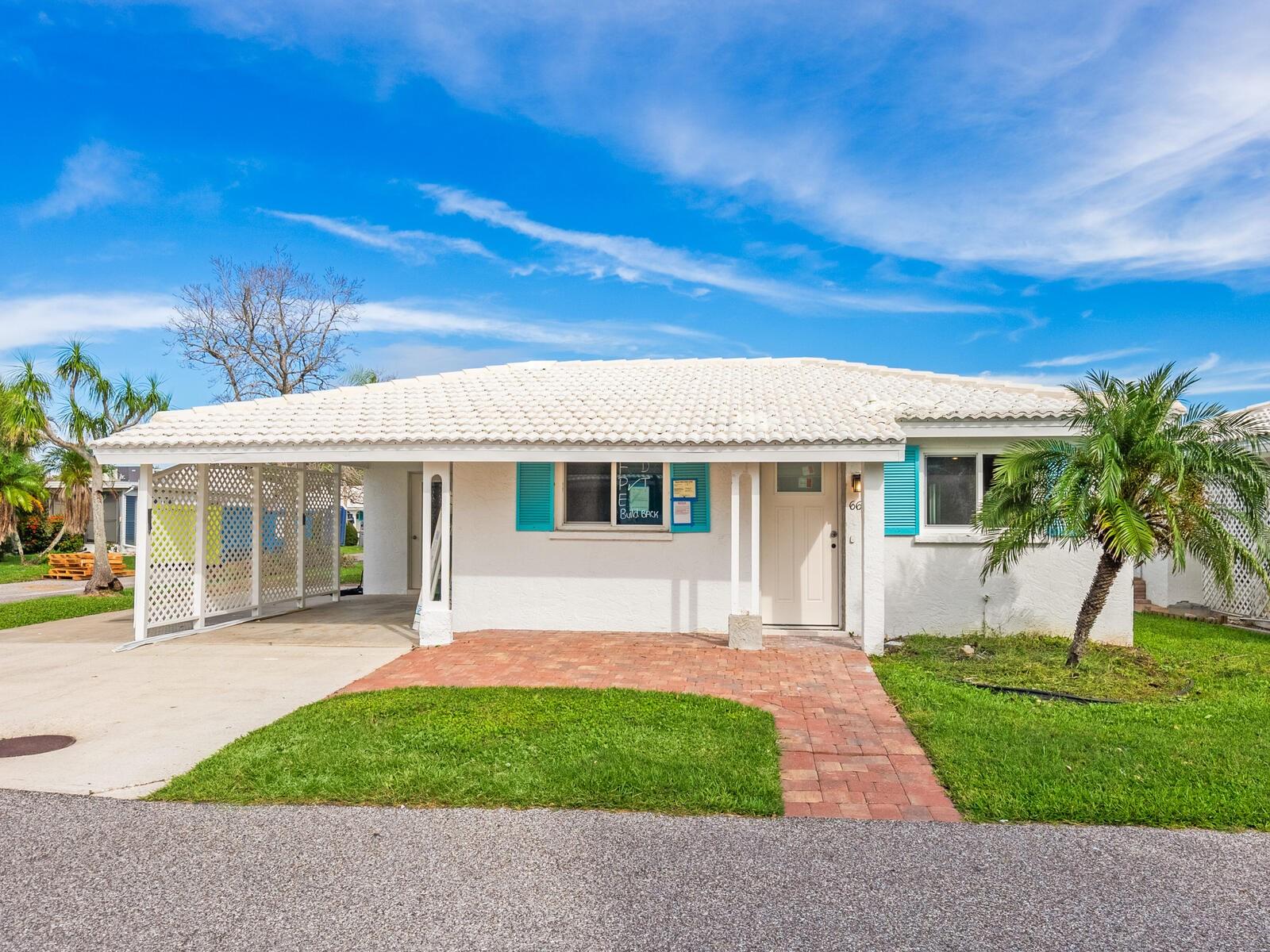 Photo of 667 EL CENTRO LONGBOAT KEY FL 34228