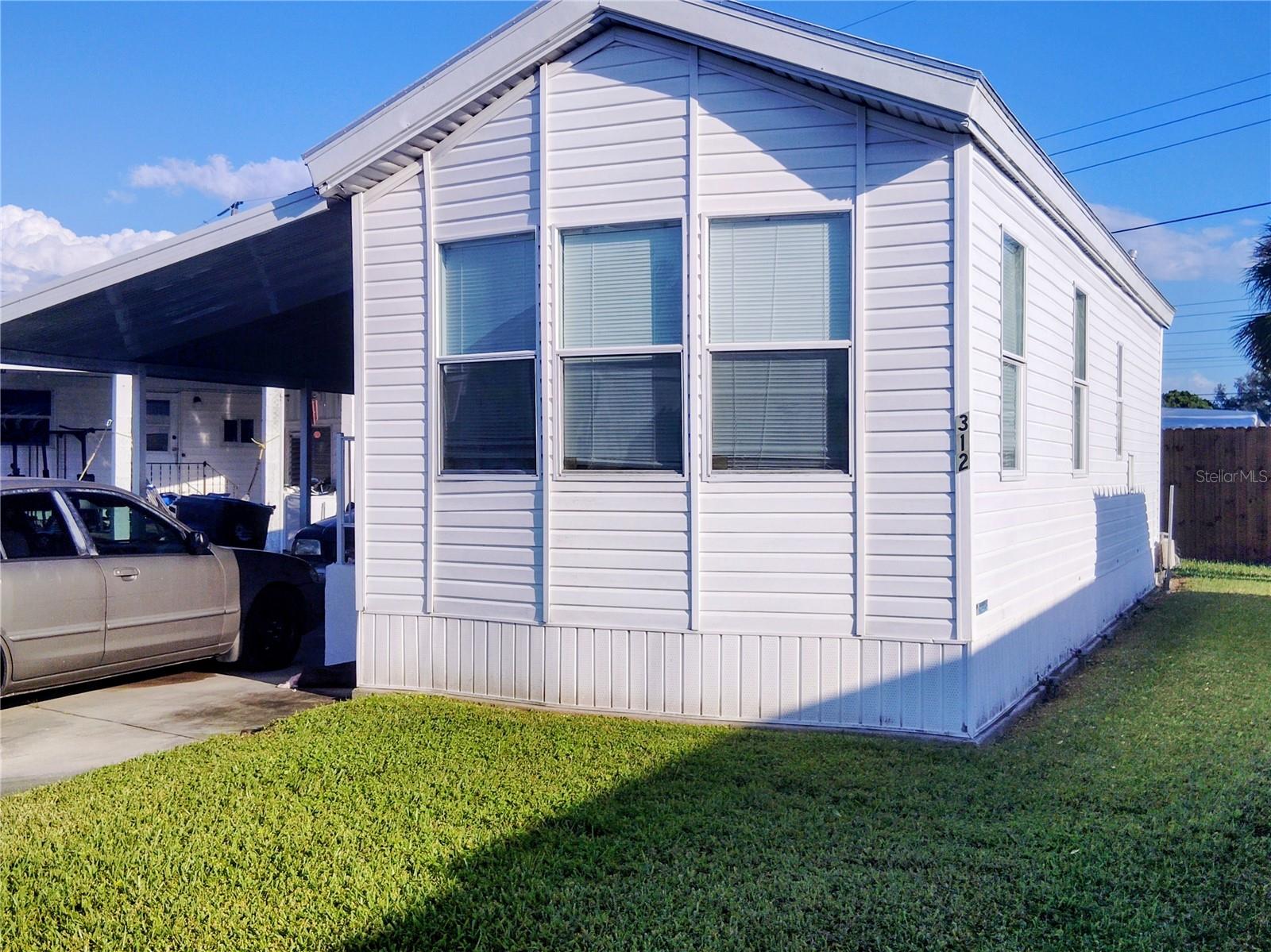 Photo of 312 52ND AVENUE DRIVE BRADENTON FL 34207