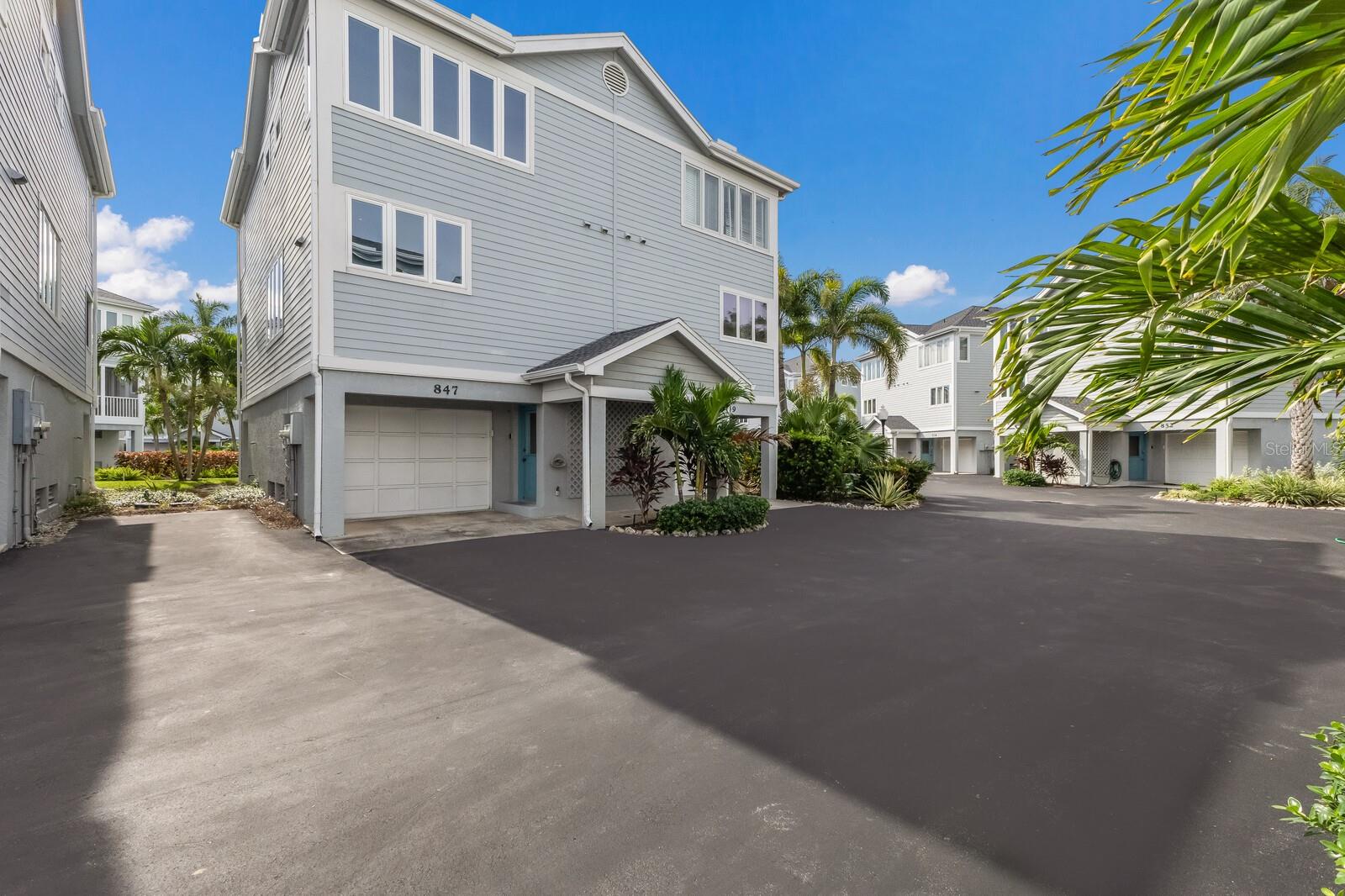 Photo of 847 EVERGREEN WAY LONGBOAT KEY FL 34228