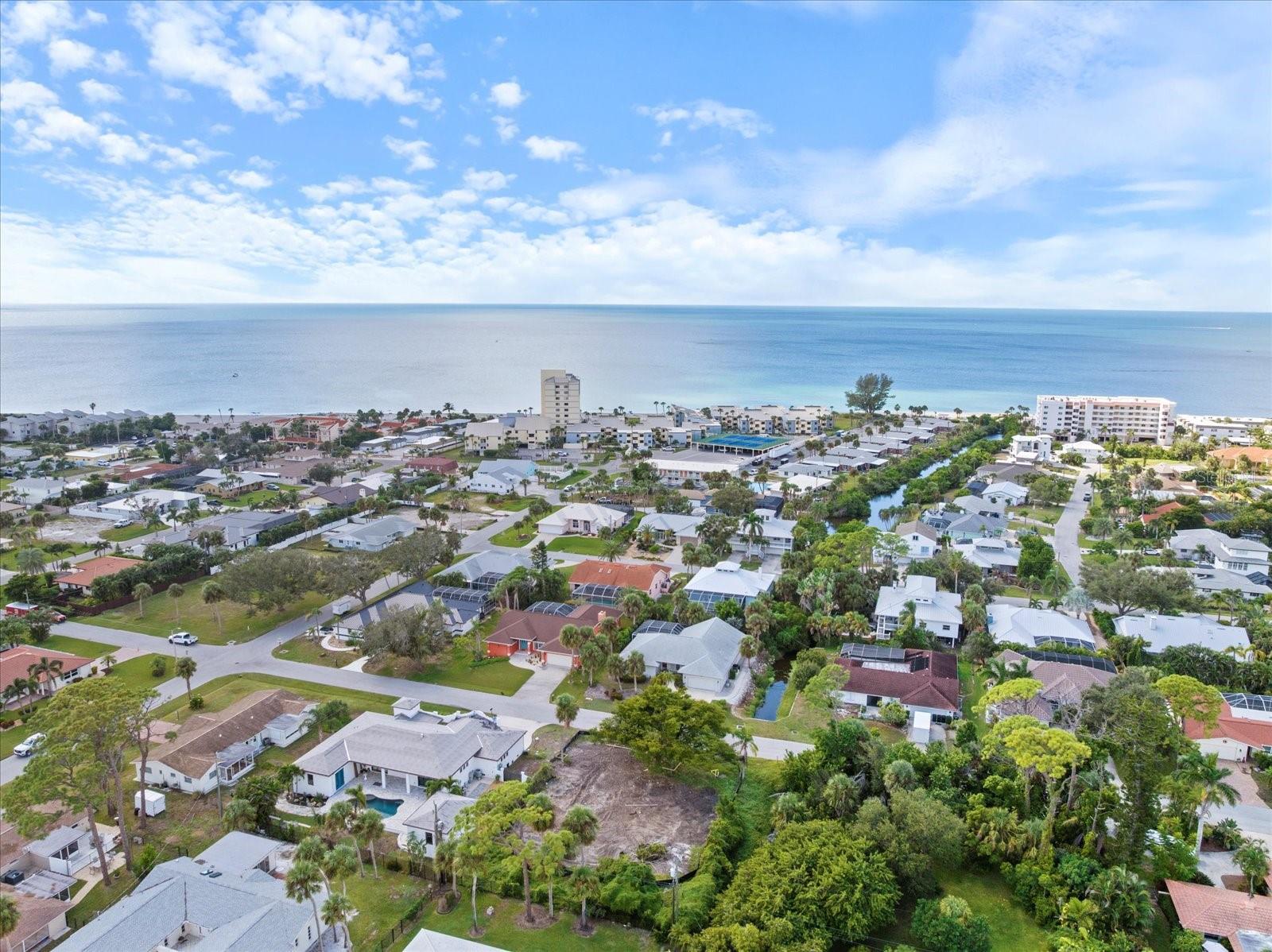 Photo of 621 HIBISCUS DRIVE VENICE FL 34285