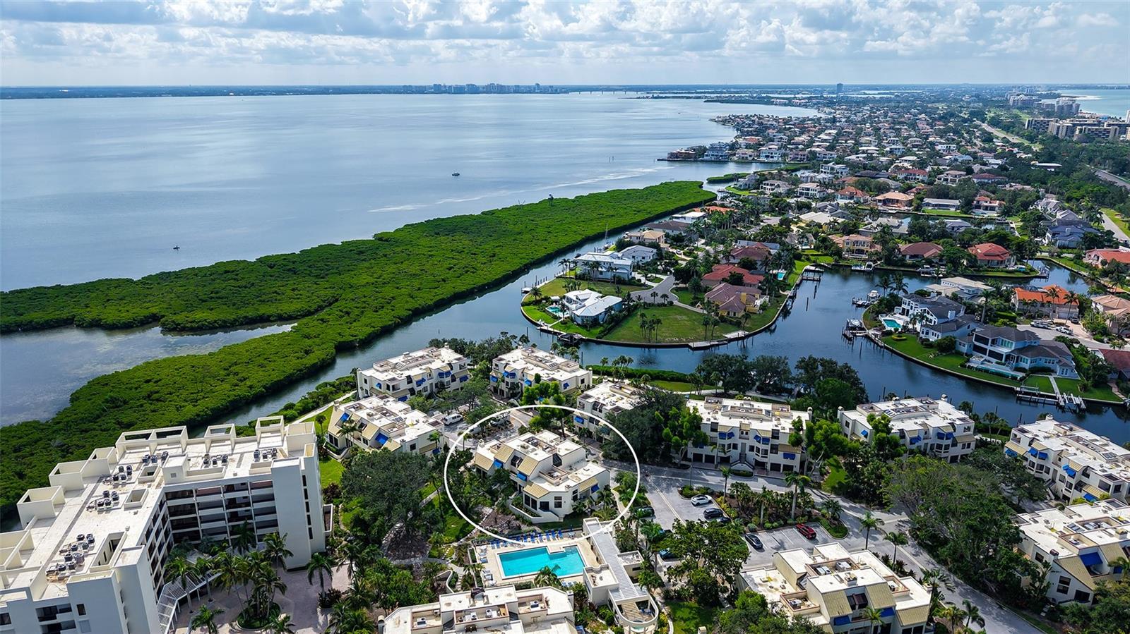 Photo of 1922 HARBOURSIDE DRIVE #1104 LONGBOAT KEY FL 34228