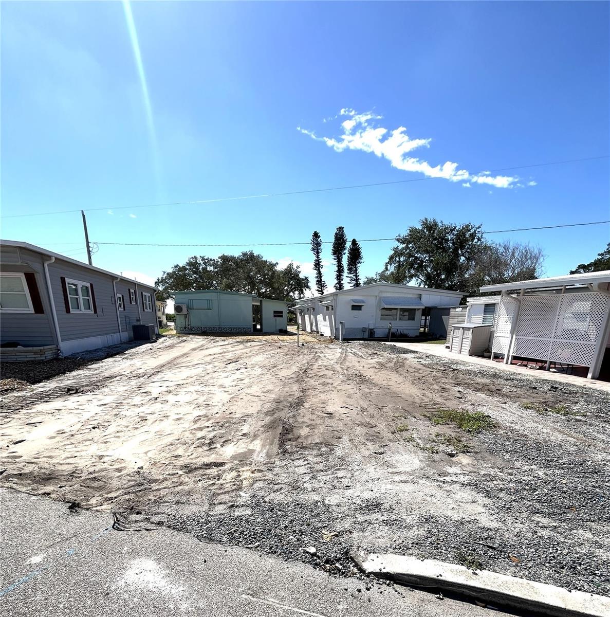 Photo of 6920 W BAYOU LANE BRADENTON FL 34207