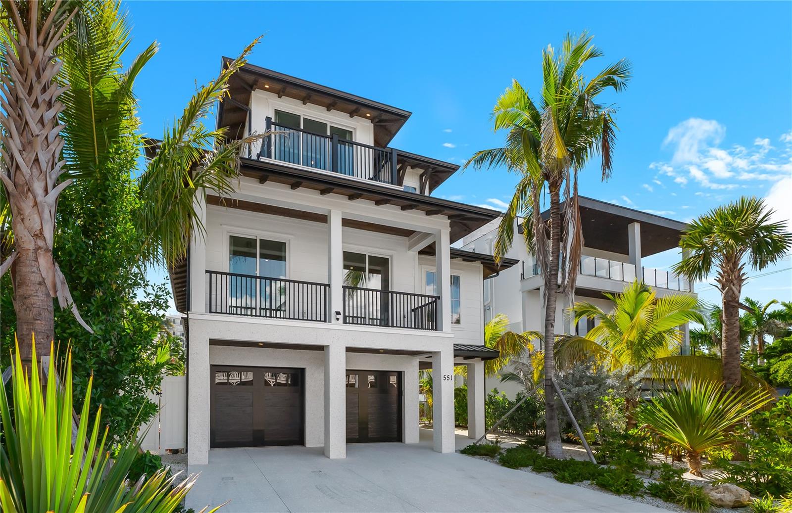 Photo of 551 S WASHINGTON DRIVE SARASOTA FL 34236