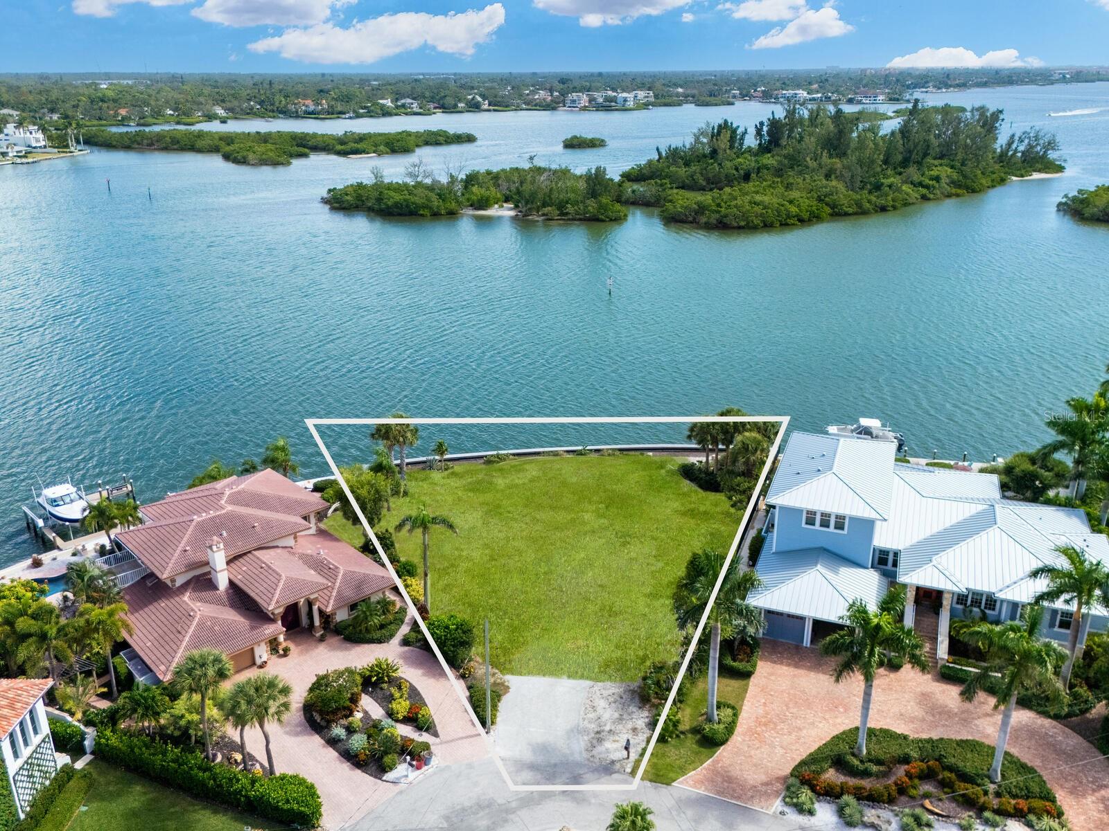 Photo of 894 FREELING DRIVE SARASOTA FL 34242