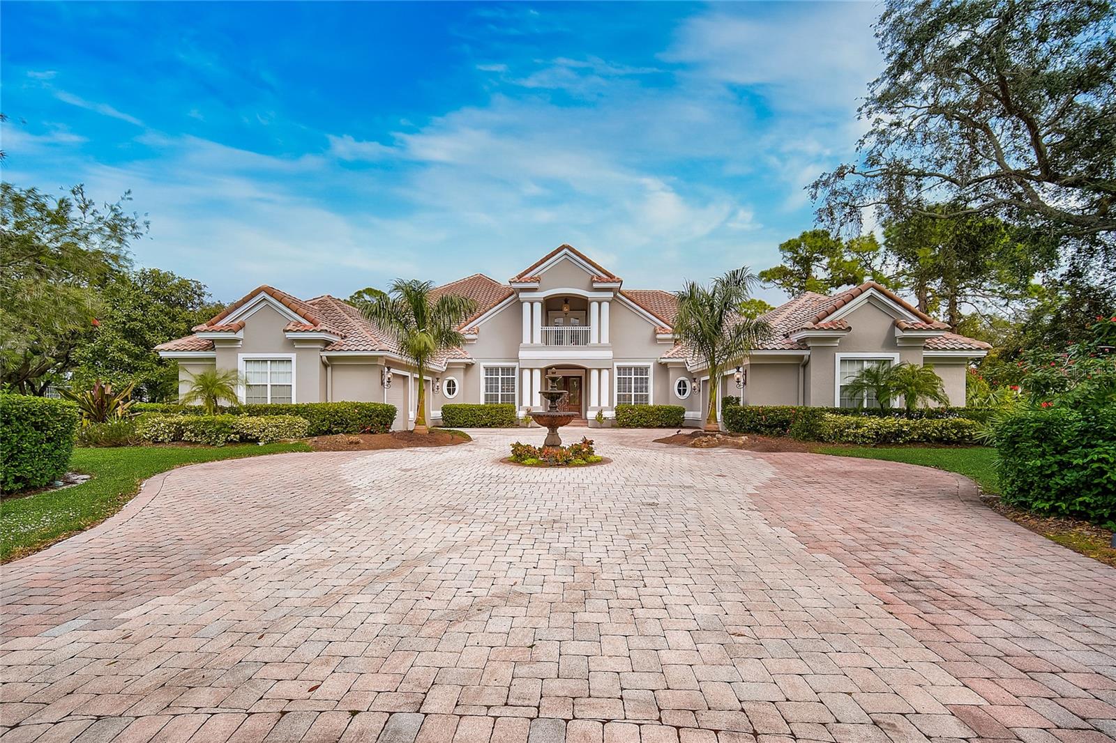 Photo of 854 MACEWEN DRIVE OSPREY FL 34229