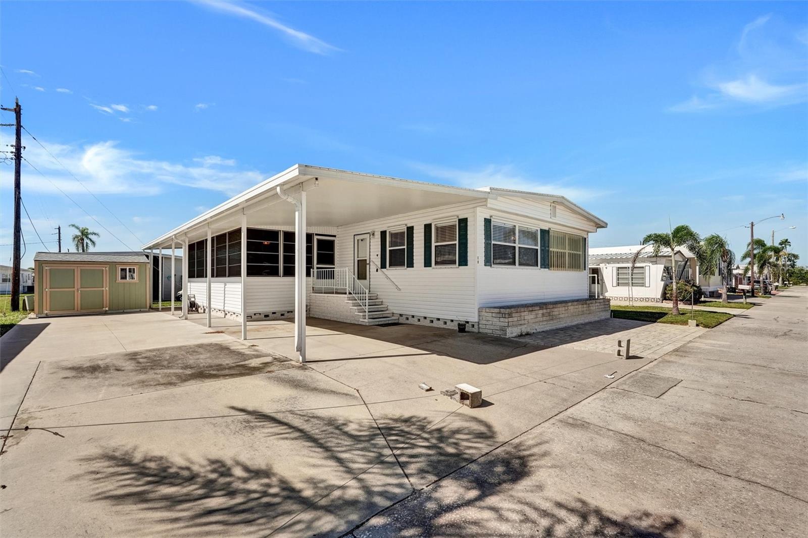 Photo of 10315 CORTEZ ROAD #19H BRADENTON FL 34210