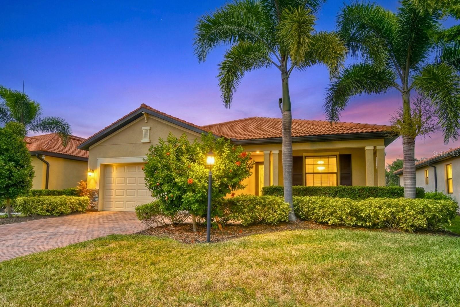 Photo of 10015 MARBELLA DRIVE BRADENTON FL 34211