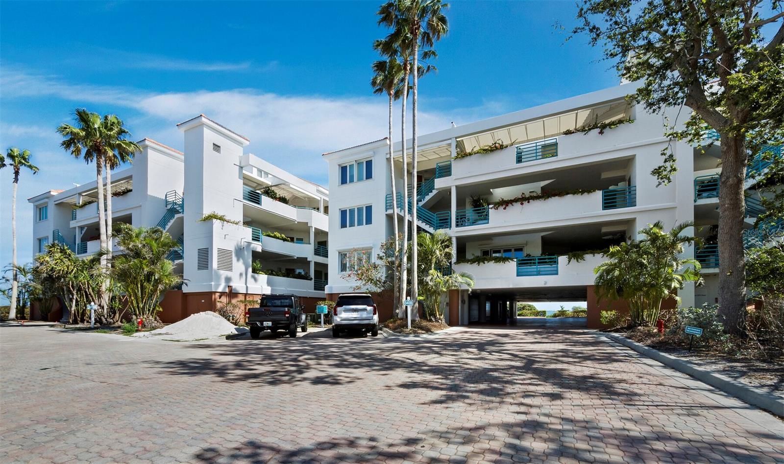Photo of 340 GULF OF MEXICO DRIVE #112 LONGBOAT KEY FL 34228