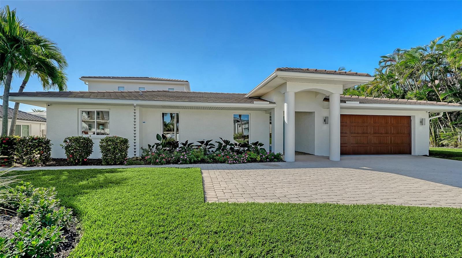 Photo of 690 OLD COMPASS ROAD LONGBOAT KEY FL 34228