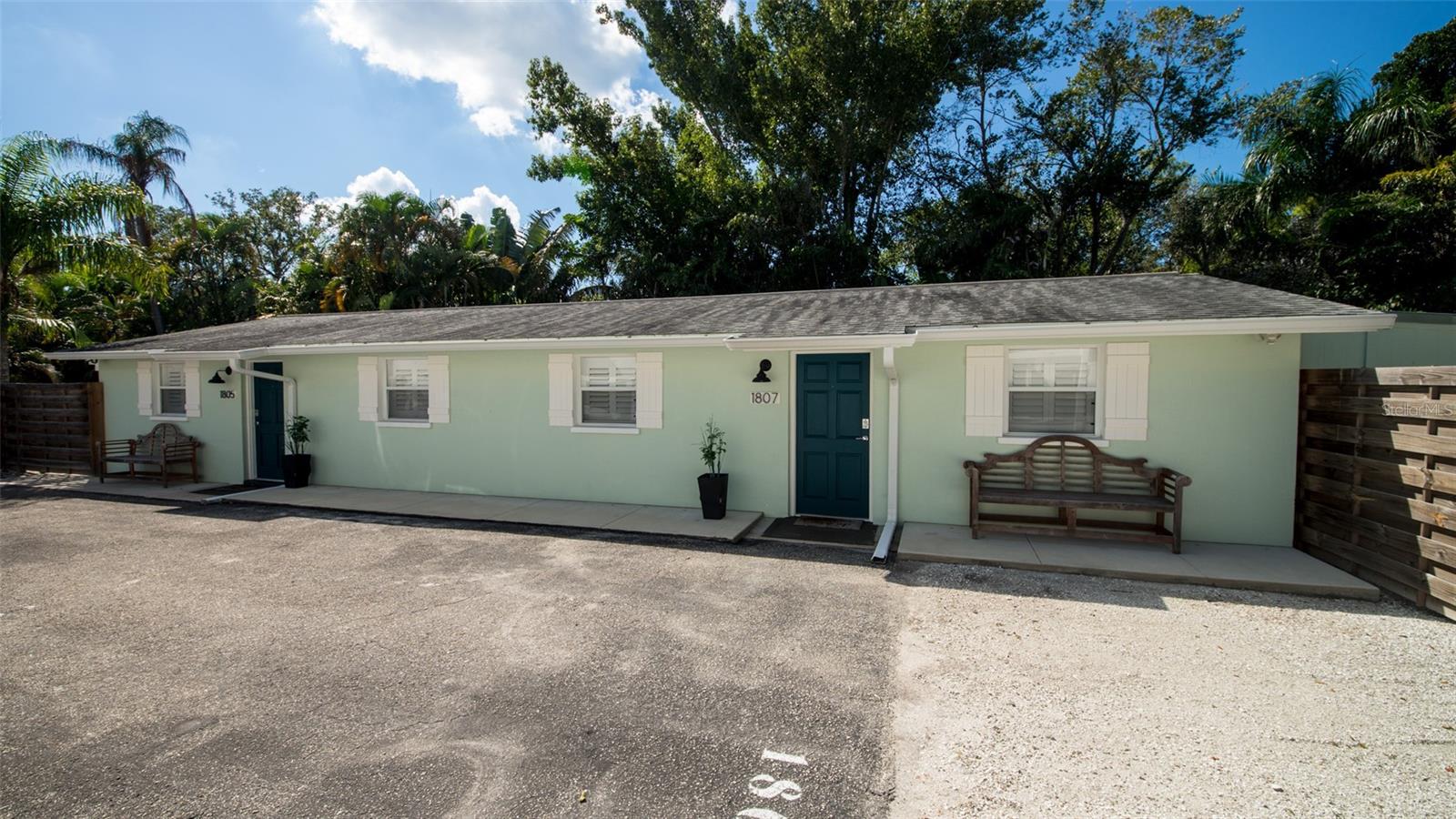 Photo of 1805 IVANHOE STREET SARASOTA FL 34231