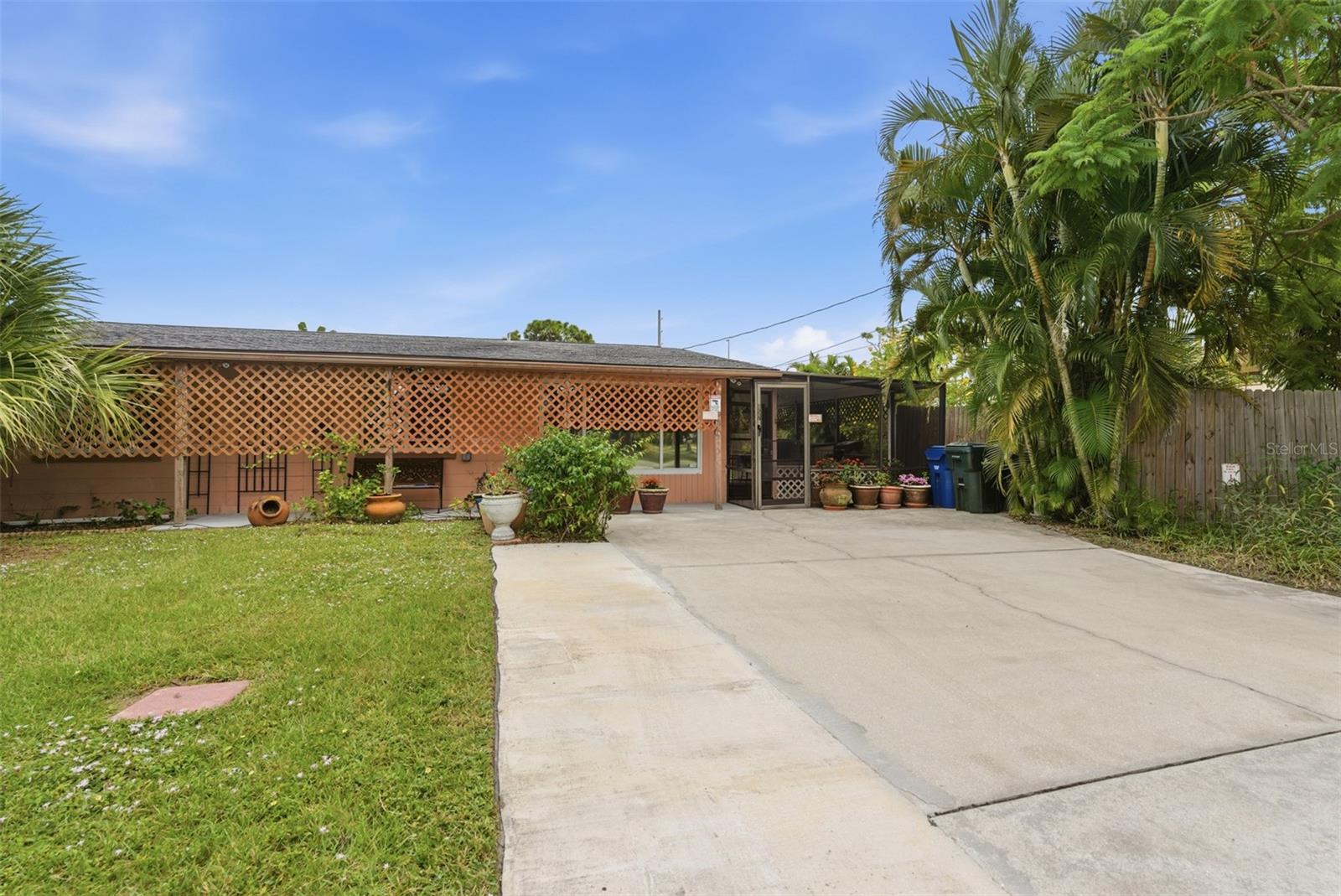 Photo of 857 PALMETTO STREET ENGLEWOOD FL 34223
