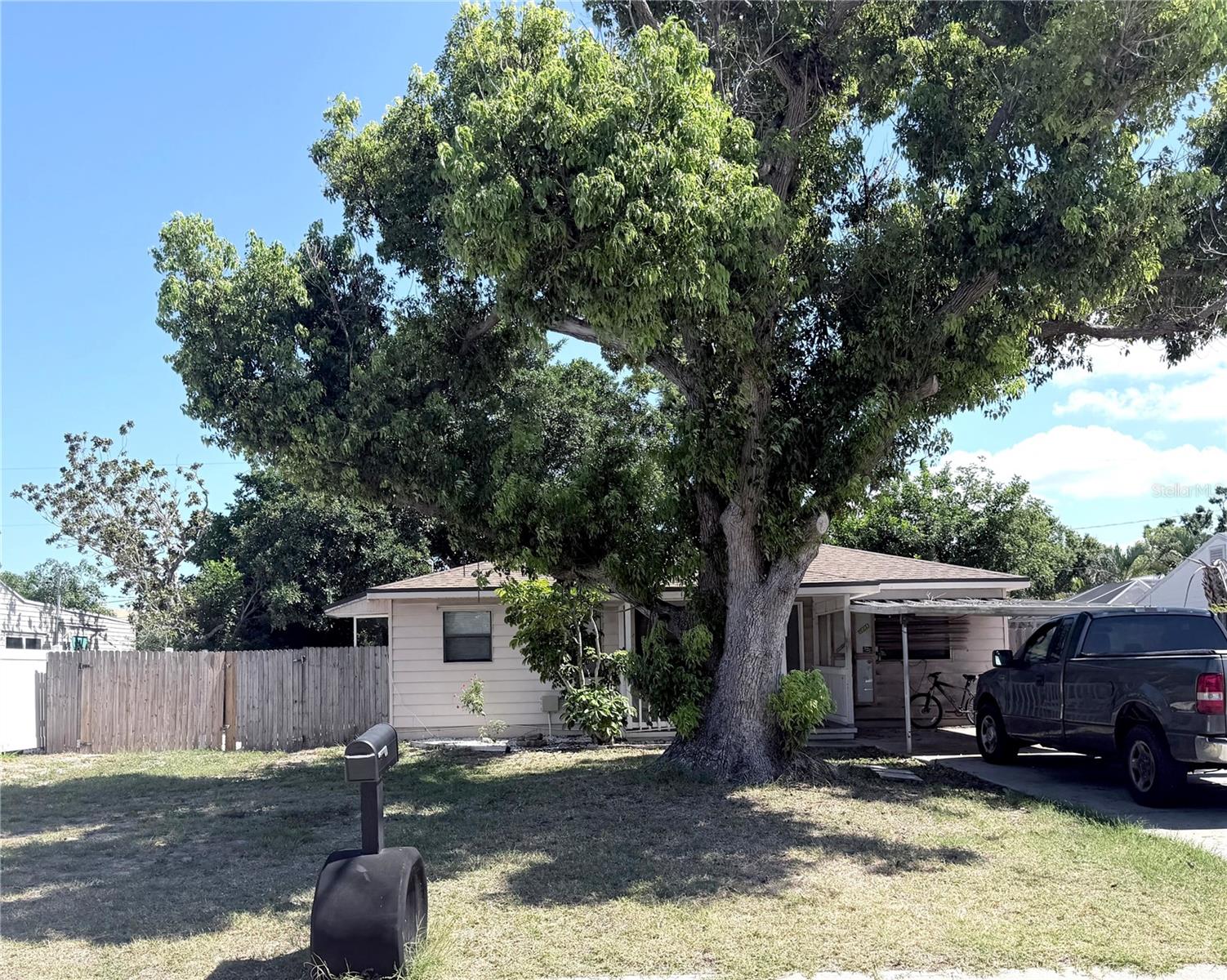 Photo of 2171 ORCHID STREET SARASOTA FL 34239