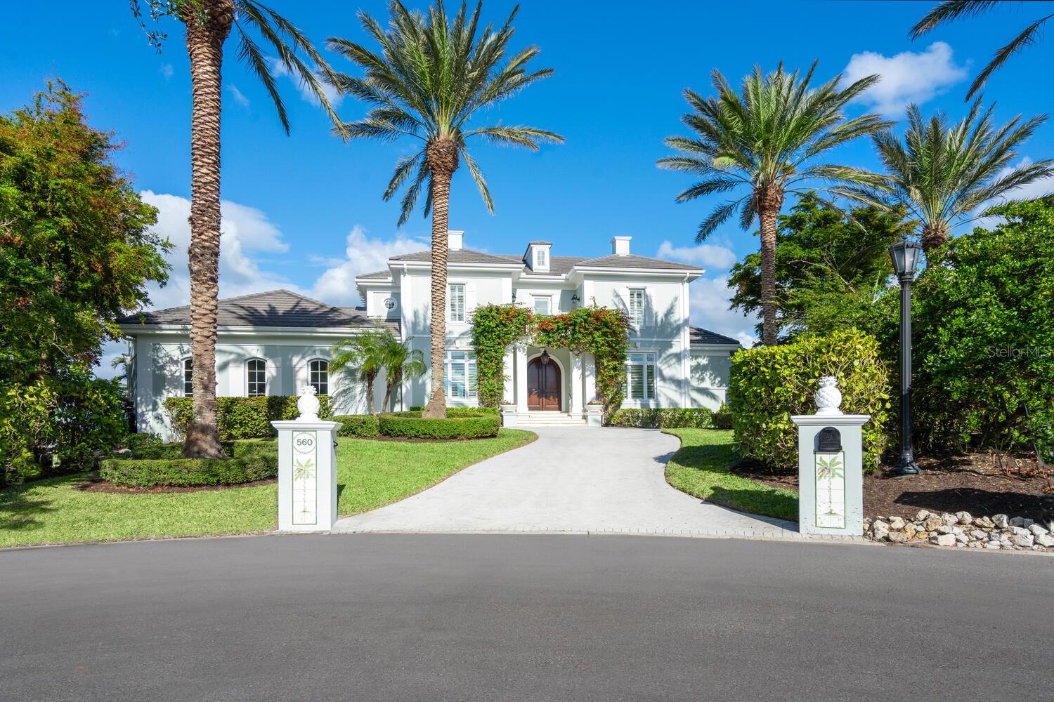 Photo of 560 HARBOR POINT ROAD LONGBOAT KEY FL 34228