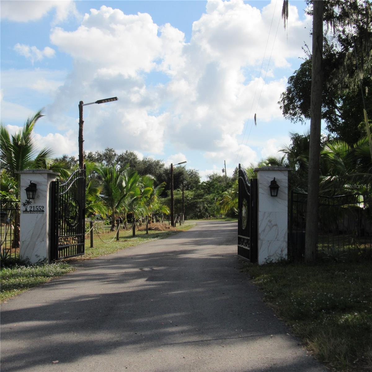 Photo of 21552 E STATE ROAD 64 BRADENTON FL 34212
