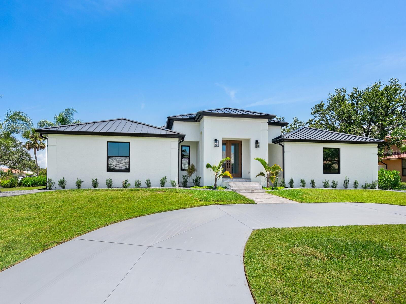 Photo of 180 LOOKOUT POINT DRIVE OSPREY FL 34229