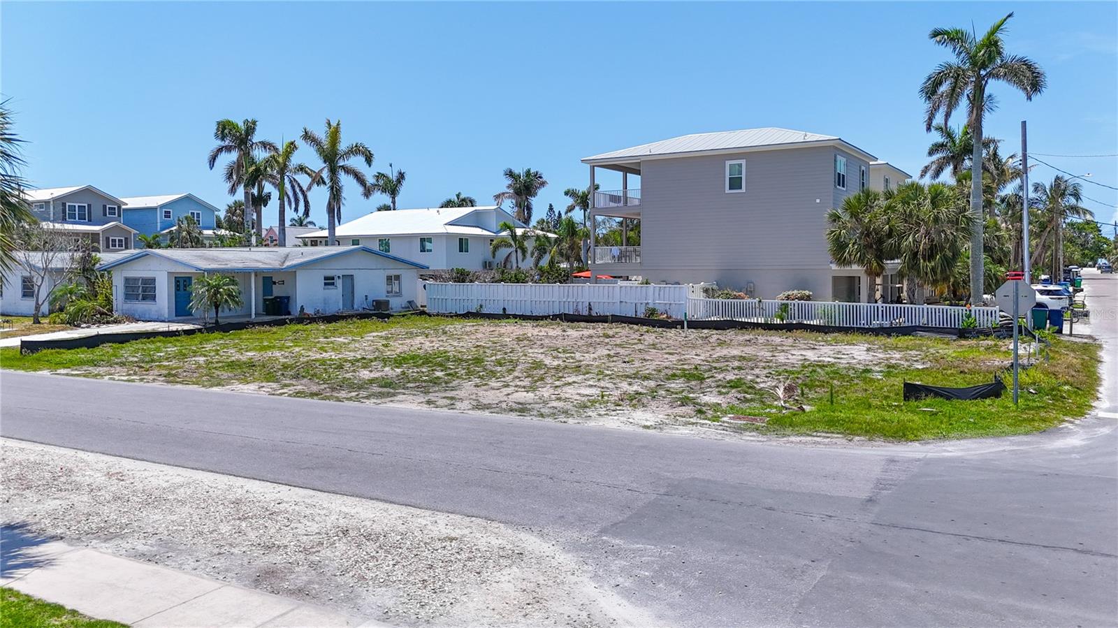 Photo of 6406 HOLMES BOULEVARD HOLMES BEACH FL 34217