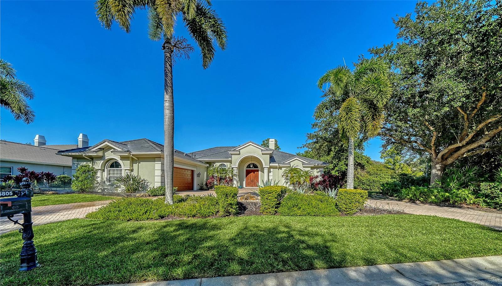 Photo of 6805 CHANCERY PLACE UNIVERSITY PARK FL 34201