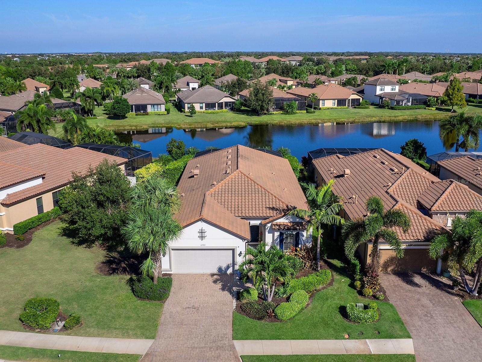 Photo of 12729 FONTANA LOOP LAKEWOOD RANCH FL 34211