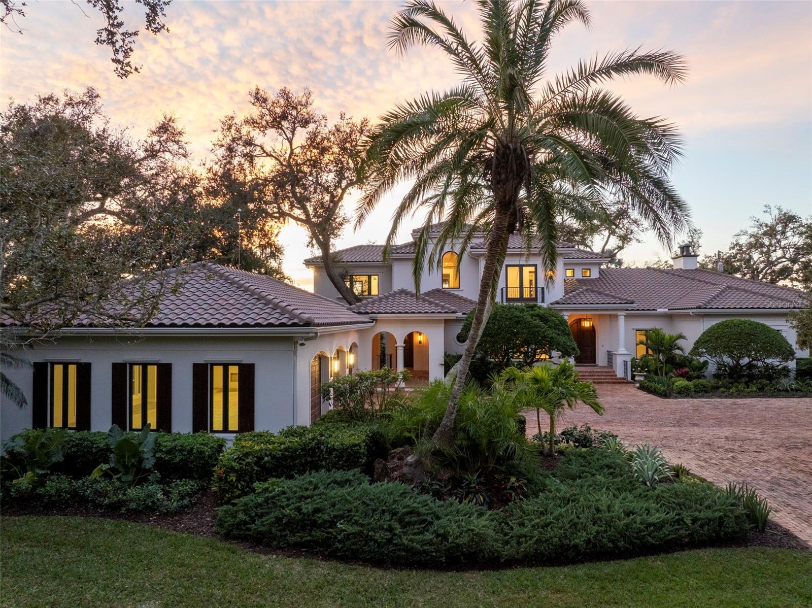 Photo of 3000 SOUTHWEST DRIVE SARASOTA FL 34239