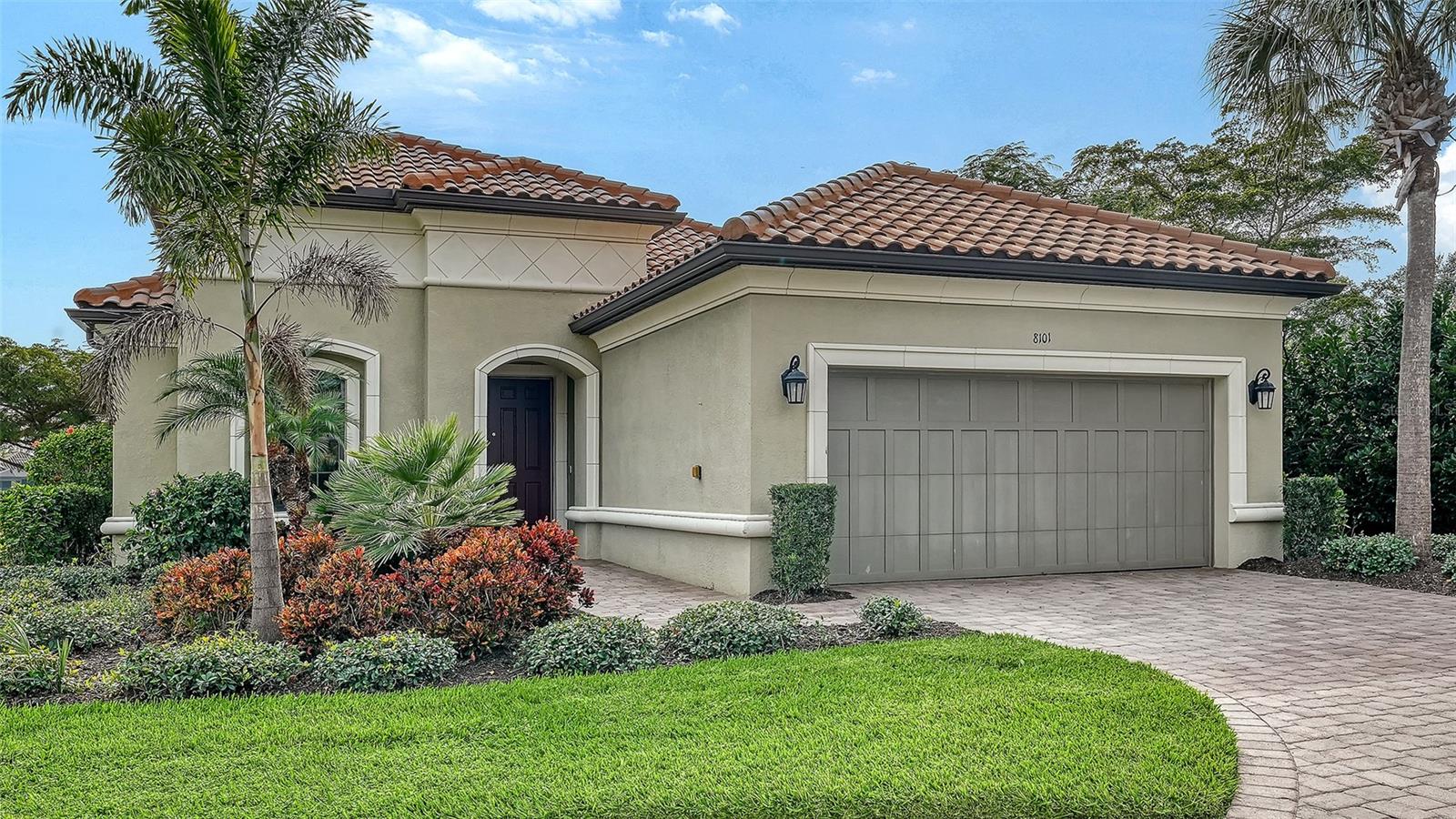 Photo of 8101 GABANNA DRIVE SARASOTA FL 34231
