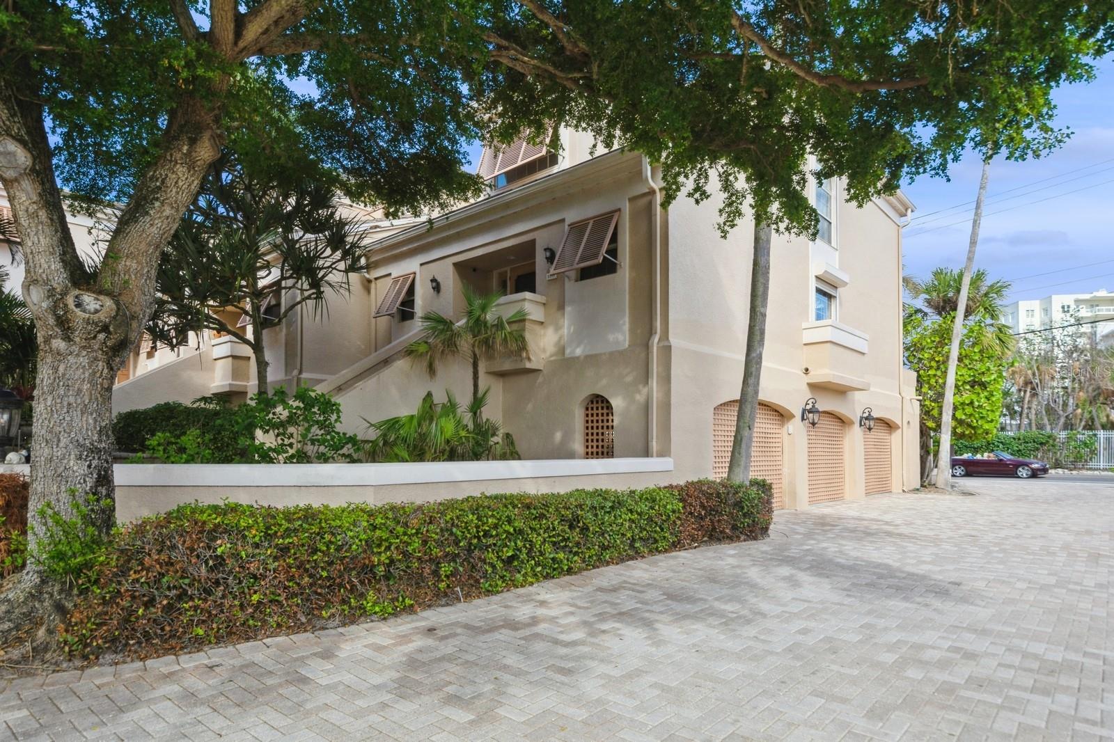 Photo of 1195 COQUILLE STREET #309 SARASOTA FL 34242