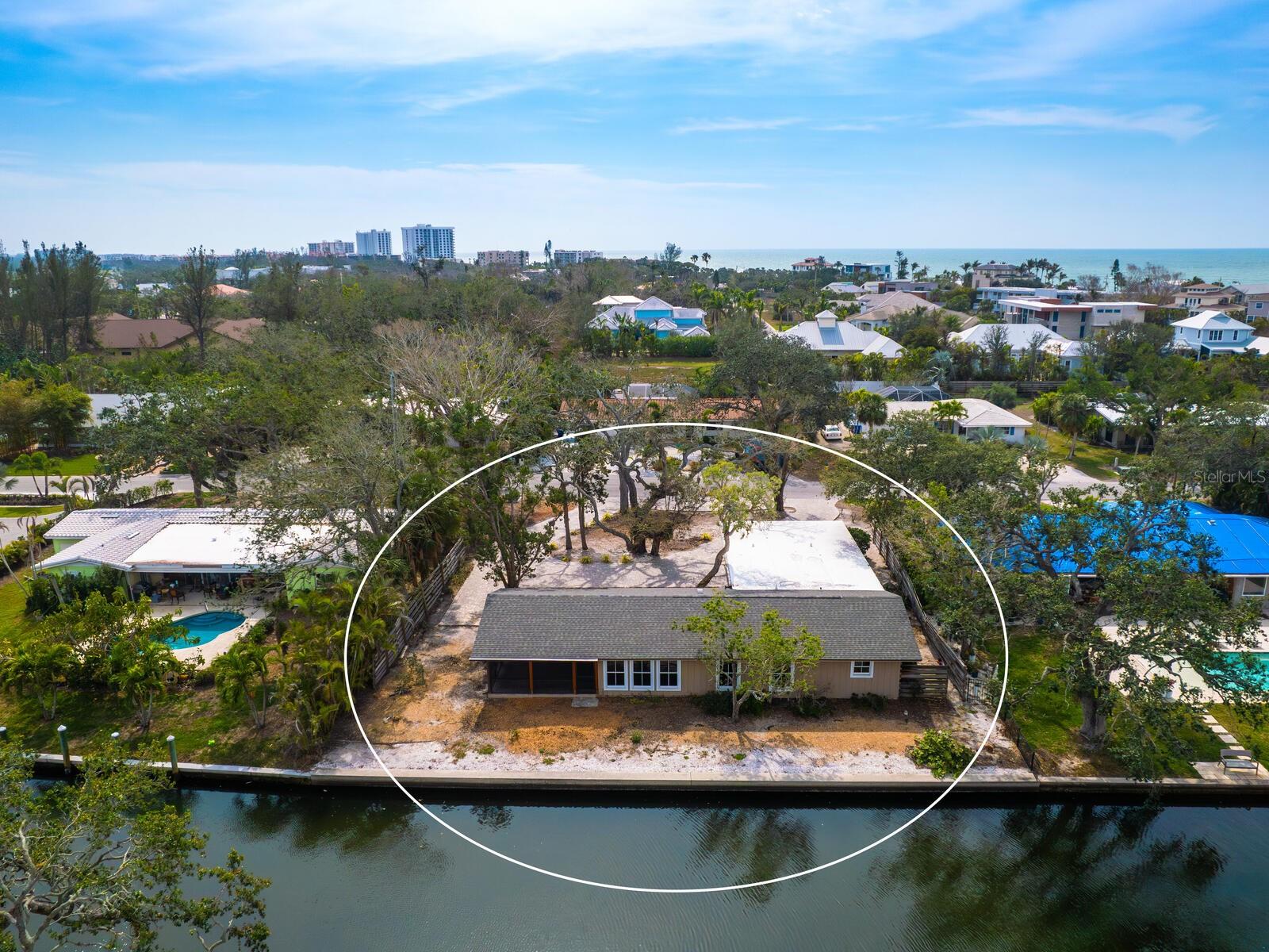 Photo of 615 BUTTONWOOD DRIVE LONGBOAT KEY FL 34228