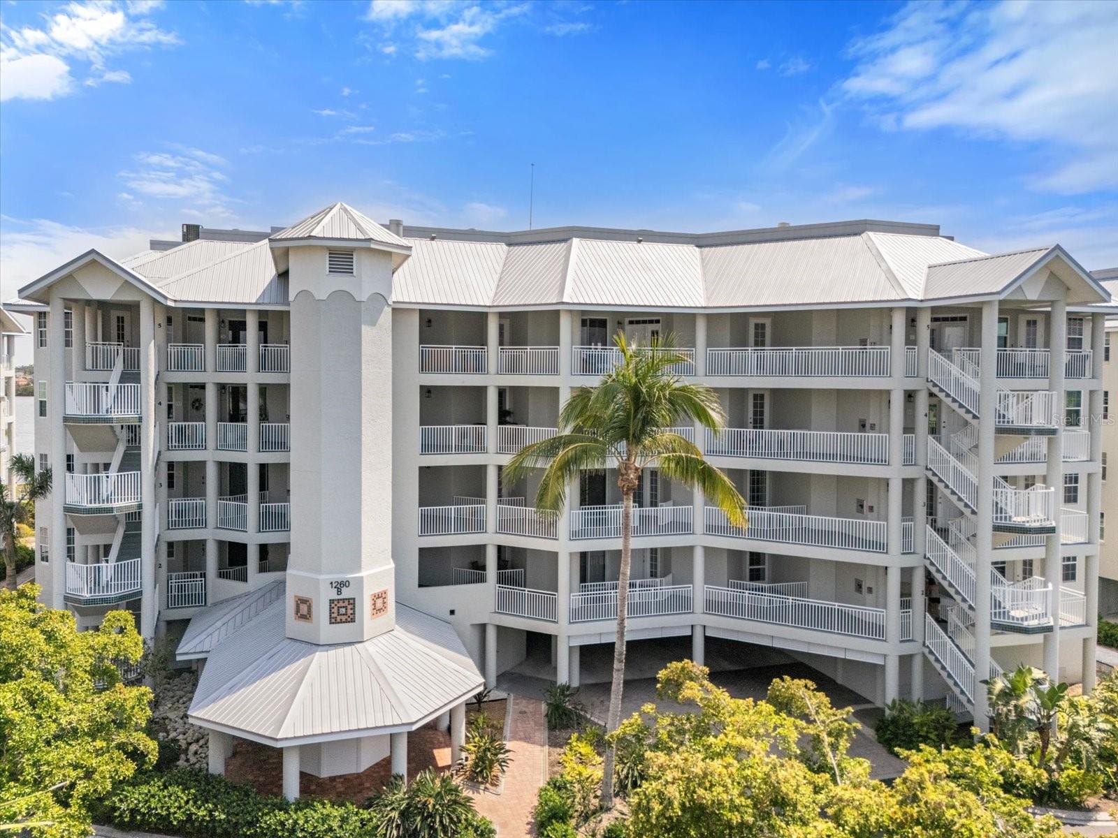 Photo of 1260 DOLPHIN BAY WAY #404 SARASOTA FL 34242