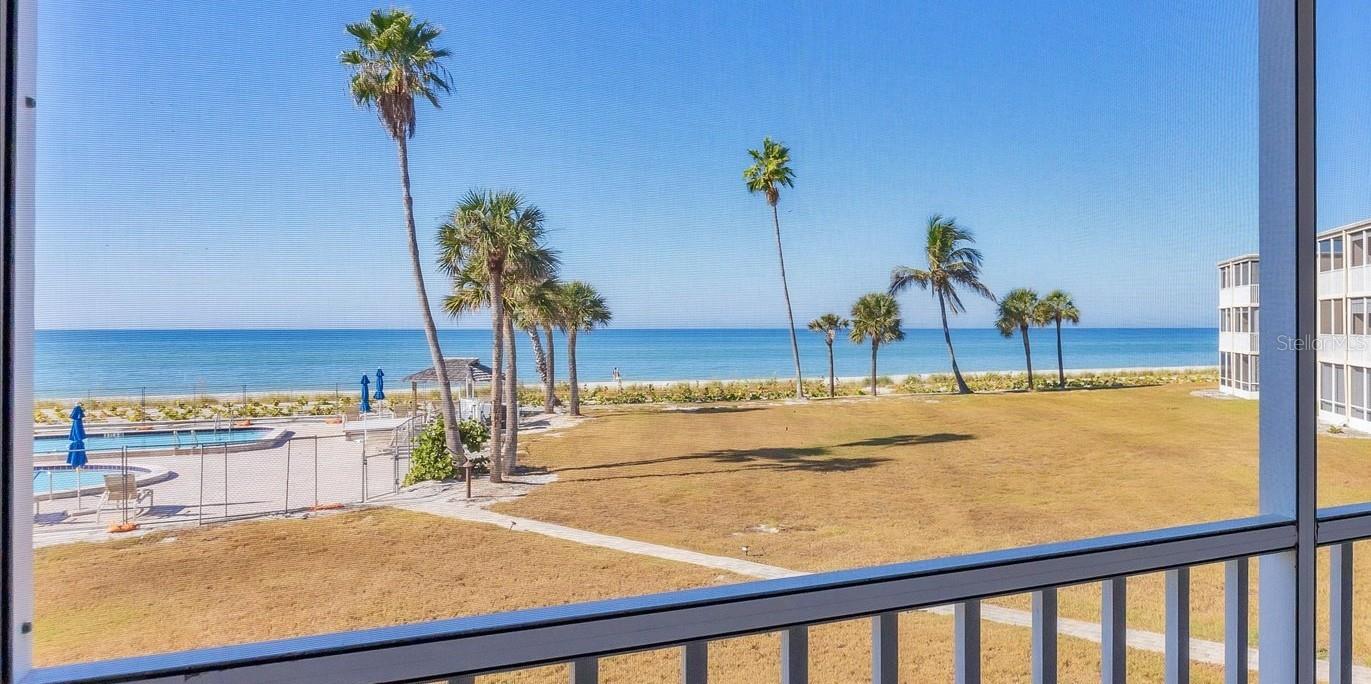 Photo of 4825 GULF OF MEXICO DRIVE #202 LONGBOAT KEY FL 34228