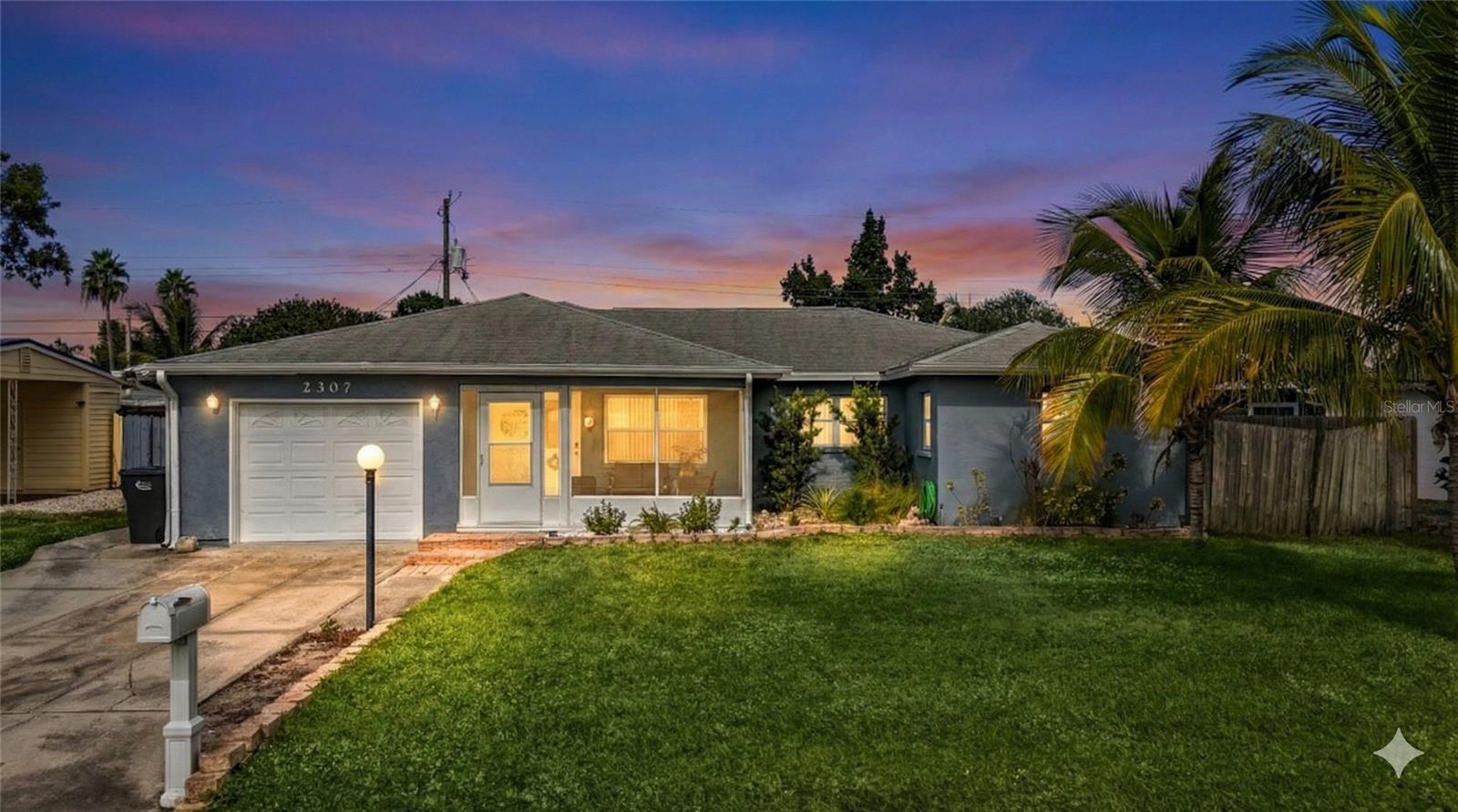 Photo of 2307 N WELLESLEY DRIVE BRADENTON FL 34207