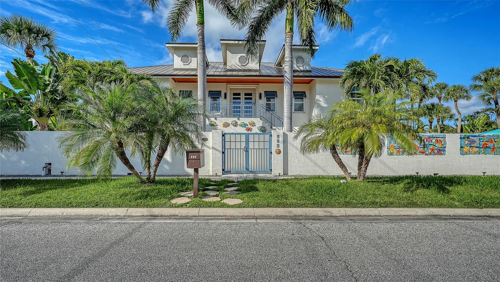 Photo of 345 MADISON DRIVE SARASOTA FL 34236