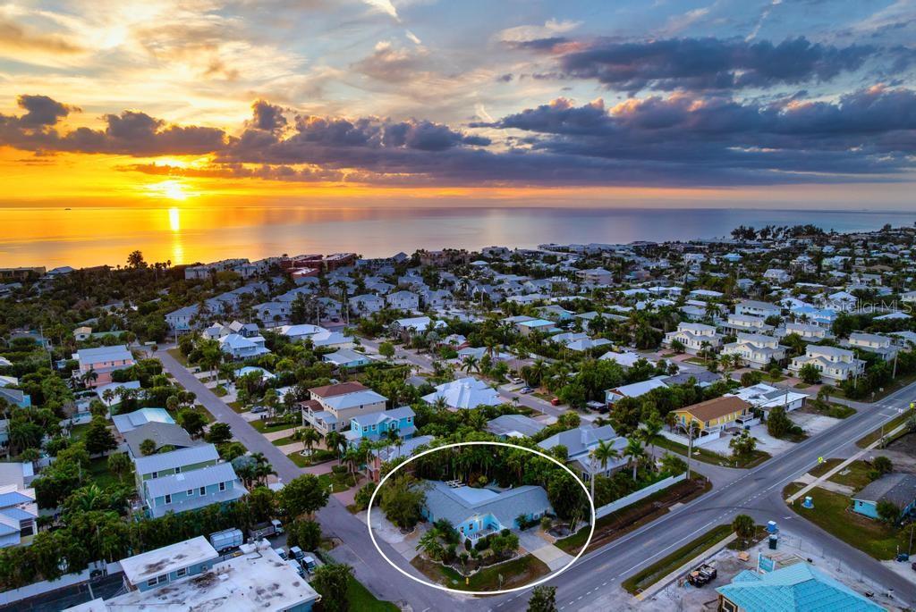 Photo of 314 61ST STREET HOLMES BEACH FL 34217