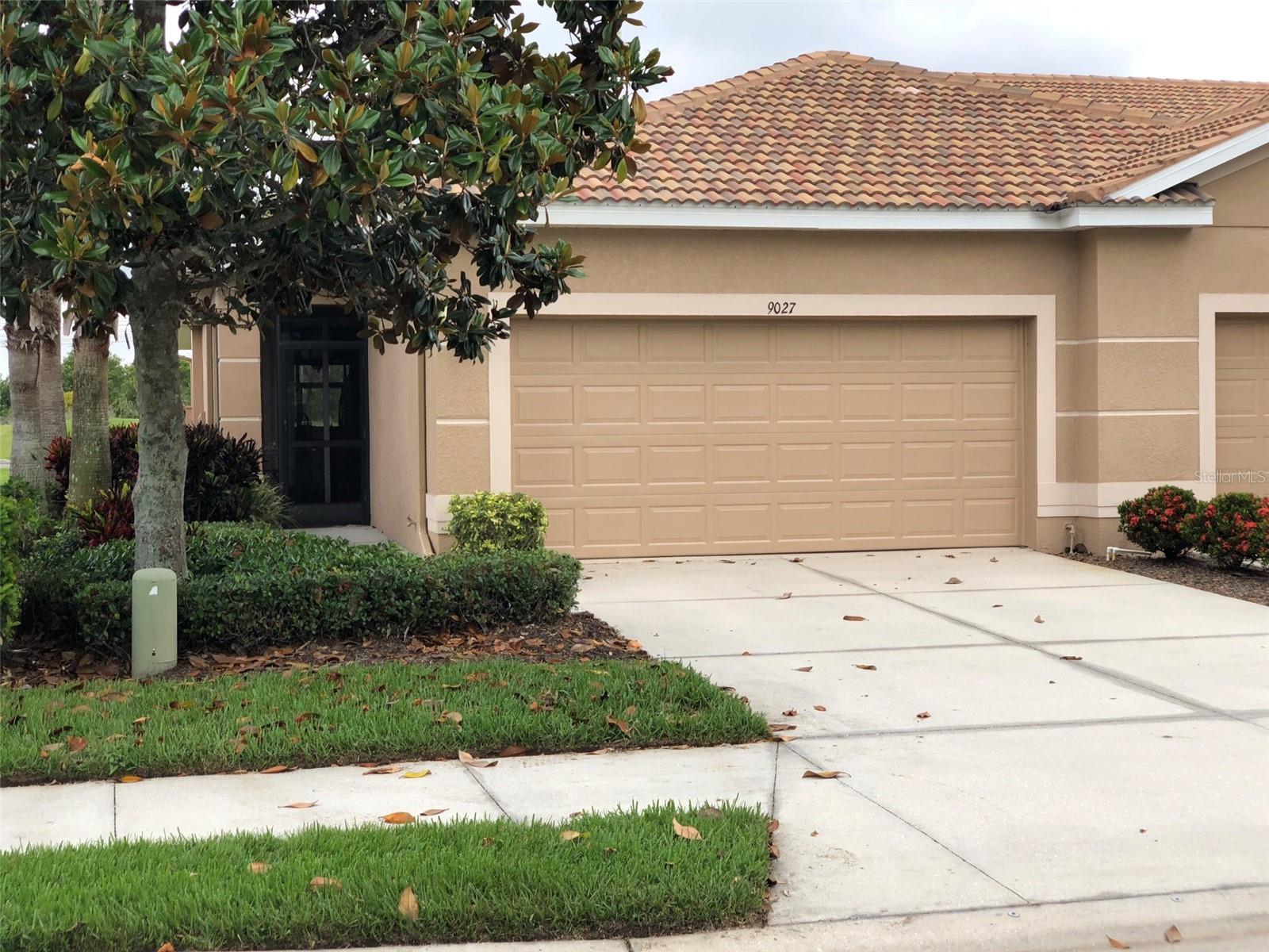 Photo of 9027 STONE HARBOUR LOOP BRADENTON FL 34212