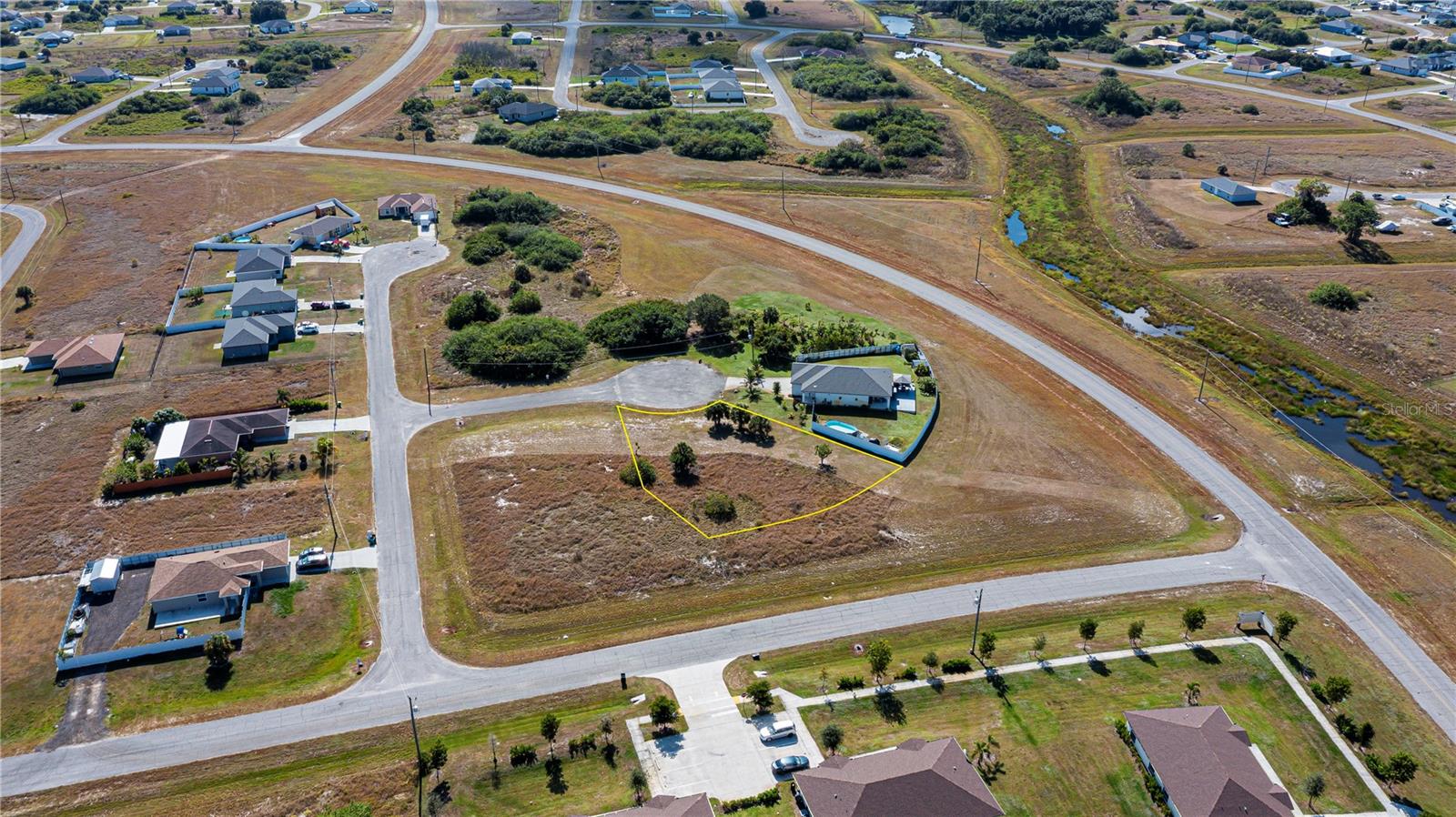 Photo of 7004 CAMEO COURT LABELLE FL 33935