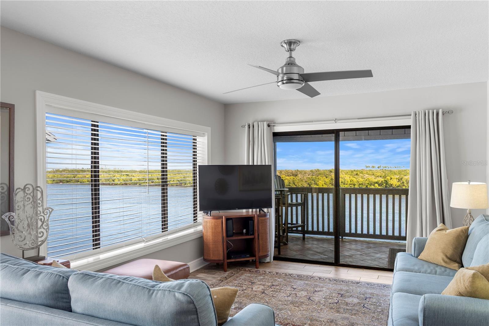 Photo of 817 B BAHIA DEL SOL DRIVE #40 RUSKIN FL 33570