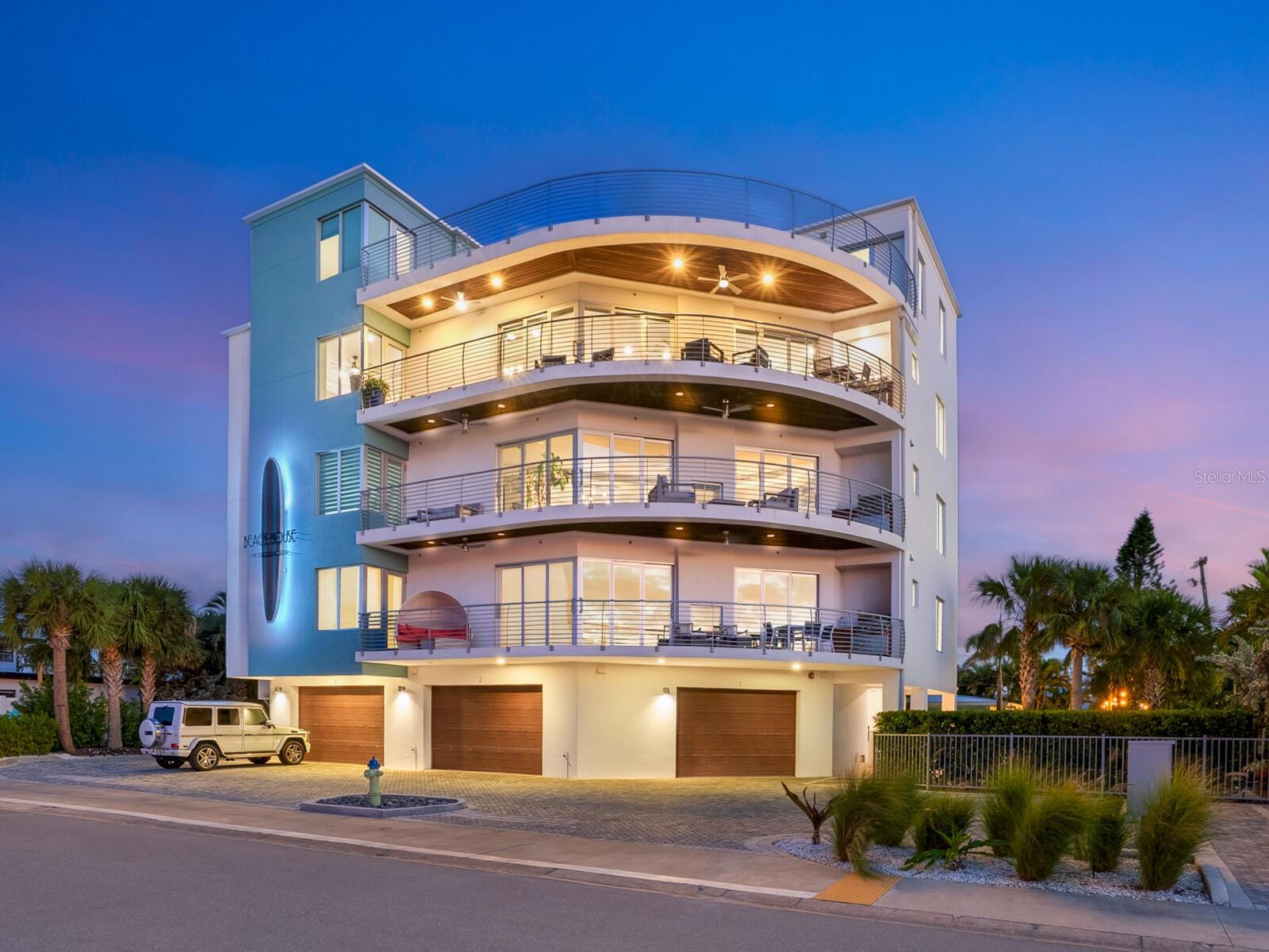 Photo of 1140 SEASIDE DRIVE #301 & Penthouse SIESTA KEY FL 34242
