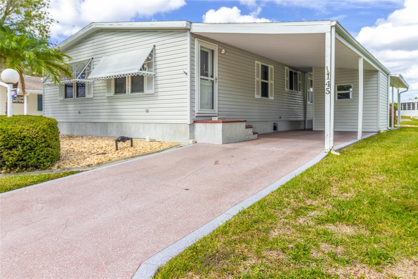 Photo of 145 NIGHTINGALE CIRCLE ELLENTON FL 34222
