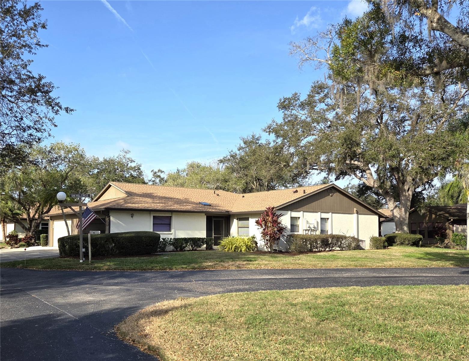 Photo of 4735 OAK HILL DRIVE #8 SARASOTA FL 34232