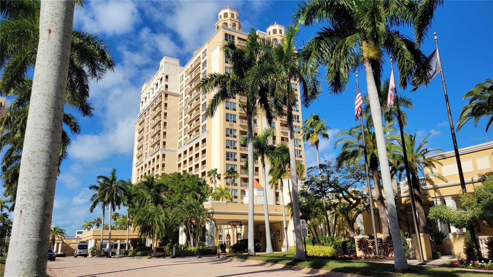 Photo of 1111 RITZ CARLTON DRIVE #1404 SARASOTA FL 34236