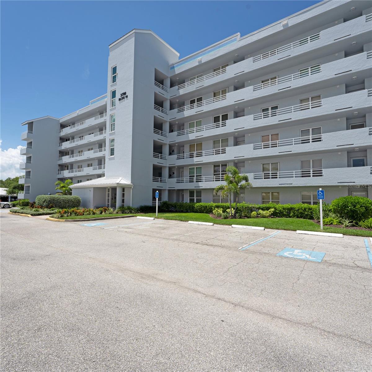Photo of 3780 PINEBROOK CIRCLE #105 BRADENTON FL 34209