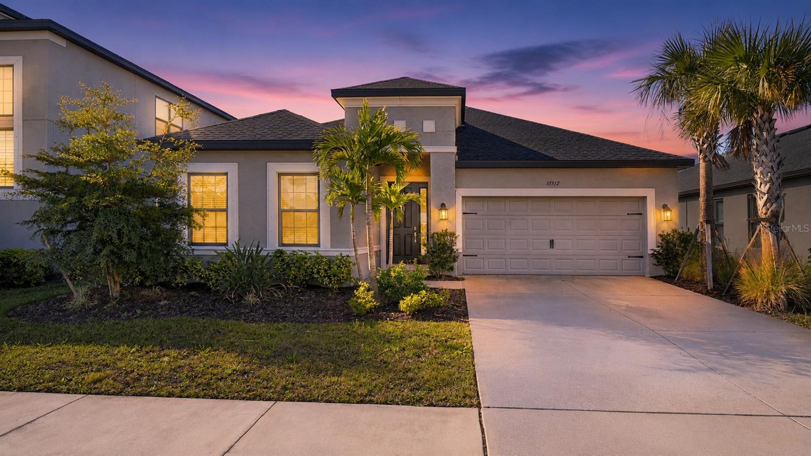 Photo of 15312 SHADY PALMS LANE NOKOMIS FL 34275