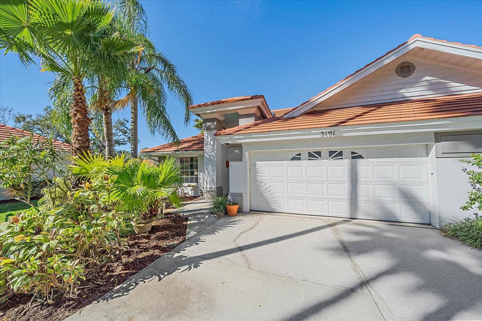 Photo of 3191 LAKE PARK LANE #2 SARASOTA FL 34231