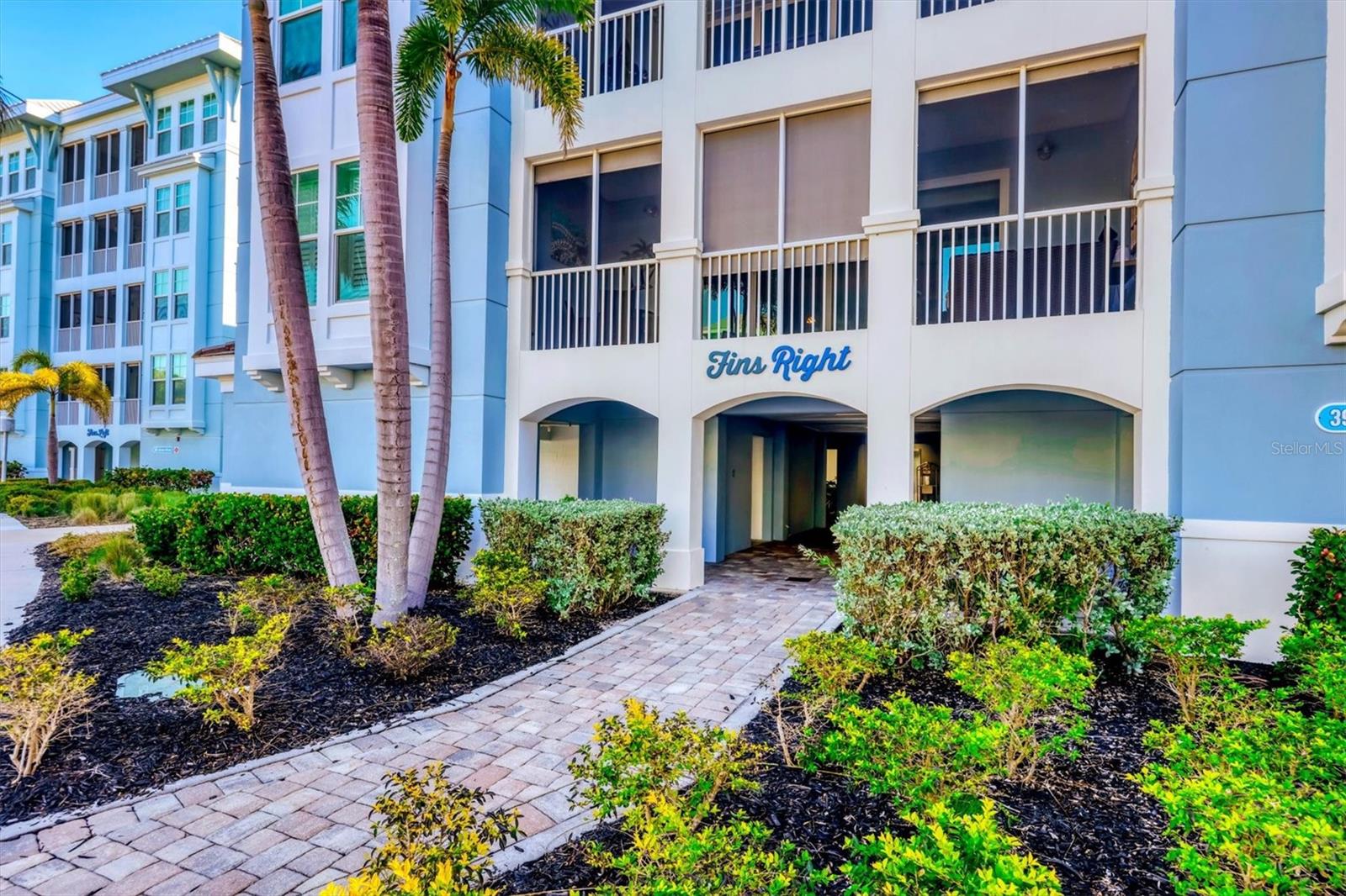 Photo of 391 ARUBA CIRCLE #401 BRADENTON FL 34209
